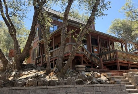Custom home in Auburn Lake Trails 3bed/2bath $2495 per month!